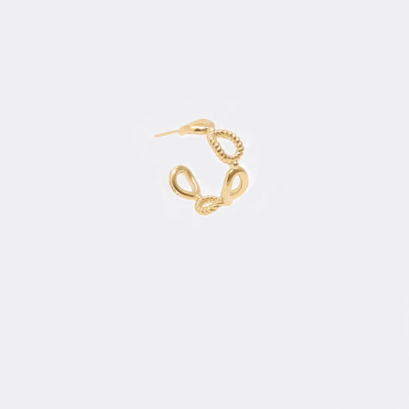 Moyoura Connected Ovals Hoop Earrings in Gold