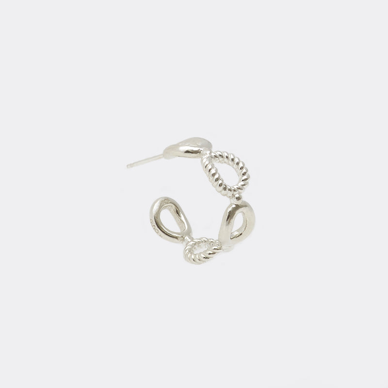Moyoura Connected Ovals Silver Hoop Earrings