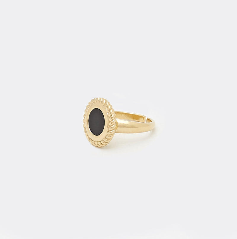 Moyoura Onyx Circle Gold Ring 
